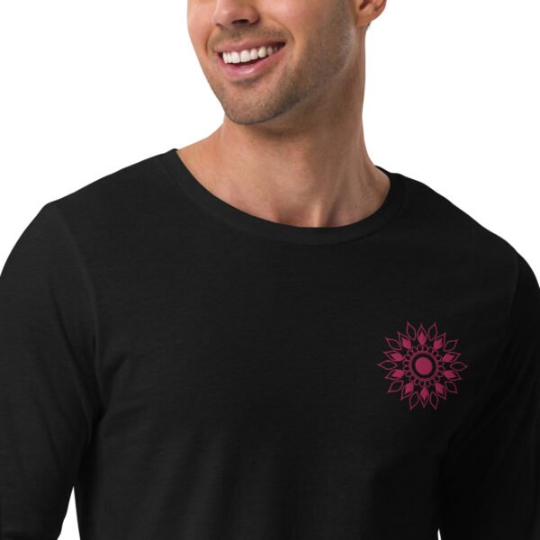 Leaf Pattern Men’s Embroidered Long Sleeve Tee