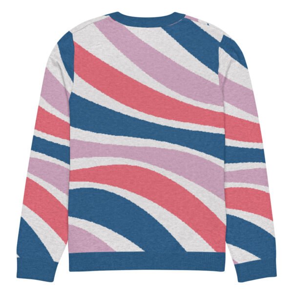 Chic Knitted Crew Neck Sweater With Vibrant Stripes