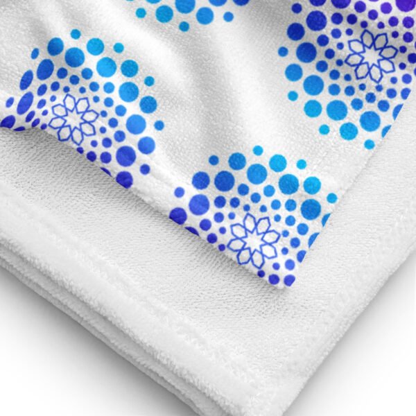 Premium Circle Design Towel – Soft, Stylish & Absorbent