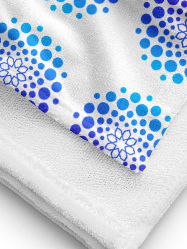 Premium Circle Design Towel – Soft, Stylish & Absorbent