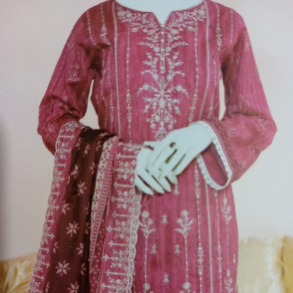 Embroidered Lawn Collection – 3 Piece Lawn Suit Unstitched Unstitched Embroidered Lawn Collection 3 Piece Lawn Suit in Purplish Pink with Cutwork Dupatta